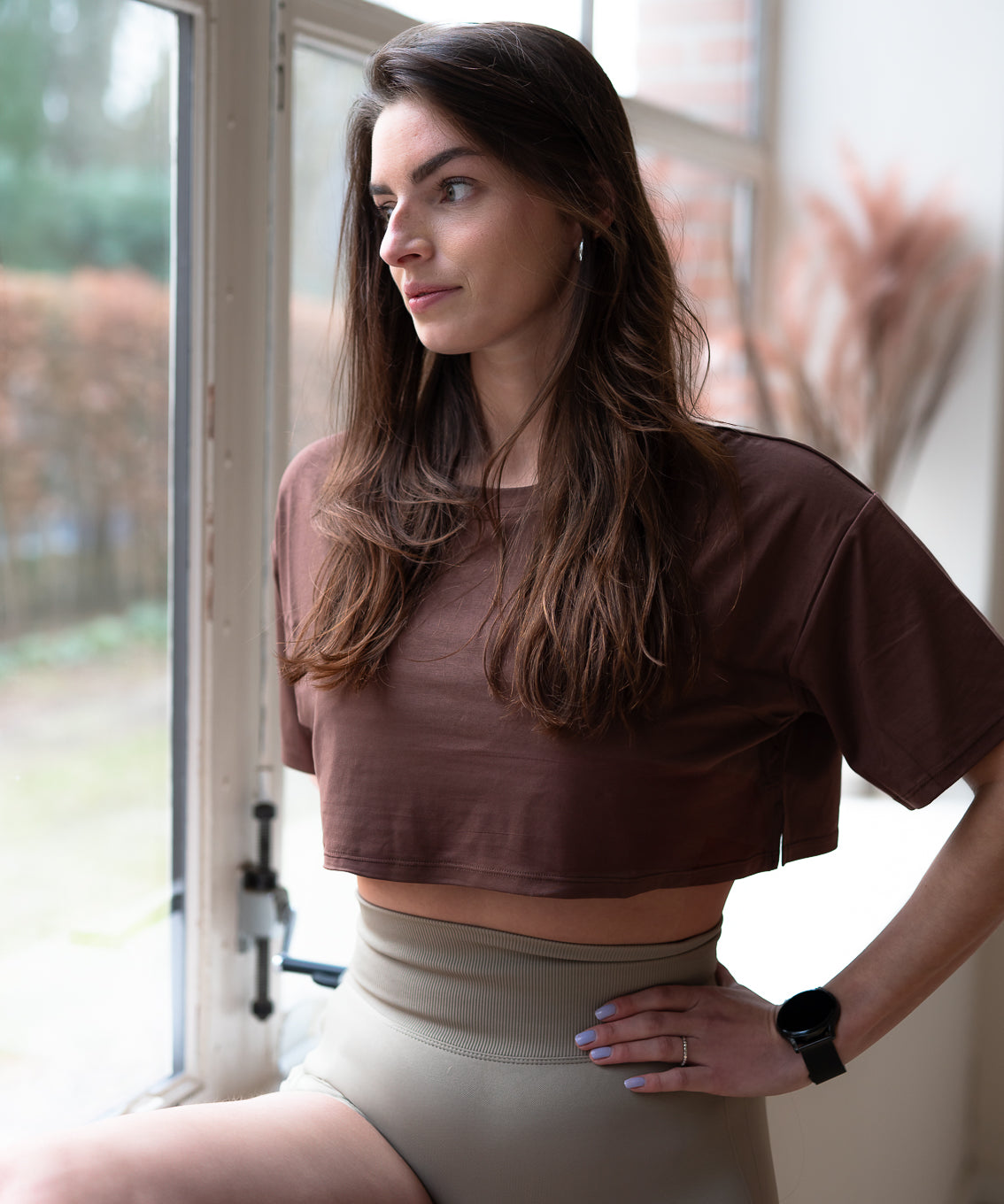 Crop t-shirt bruin